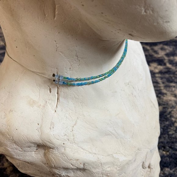 Bead and Wire Choker Necklace - blue and green beads - silver wire - Picture 2 of 9